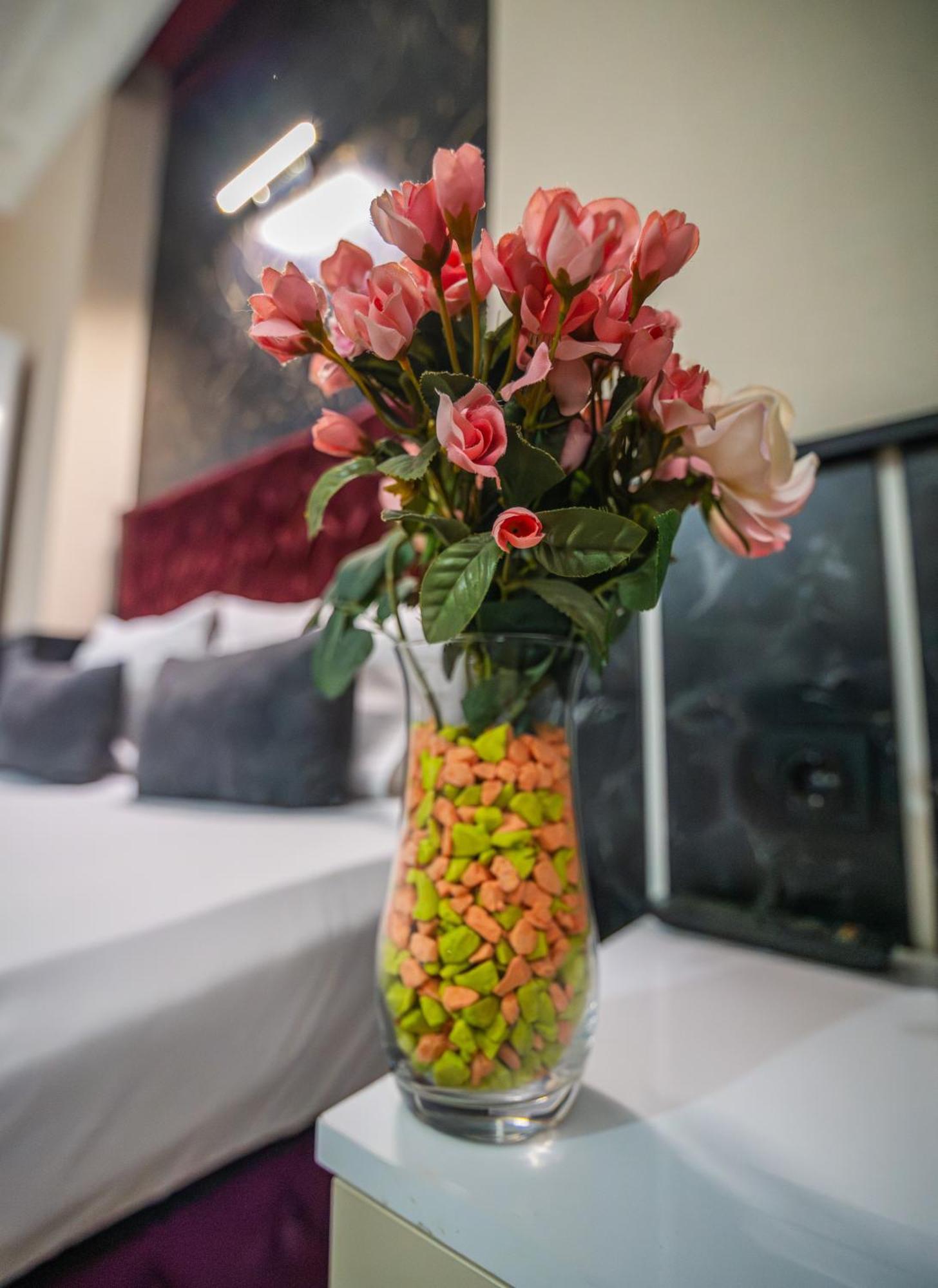 Nest Hotel Sisli Istanboel Buitenkant foto